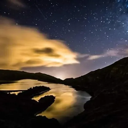 Blue And Gold Cozy * Ribeira Seca (Vila Franca do Campo)